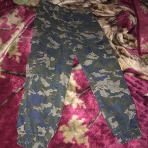 army cargo joggers